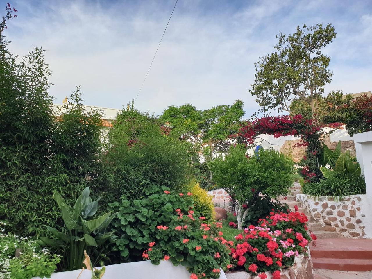 El Jardin De Su Merced B&B Sucre Exterior foto